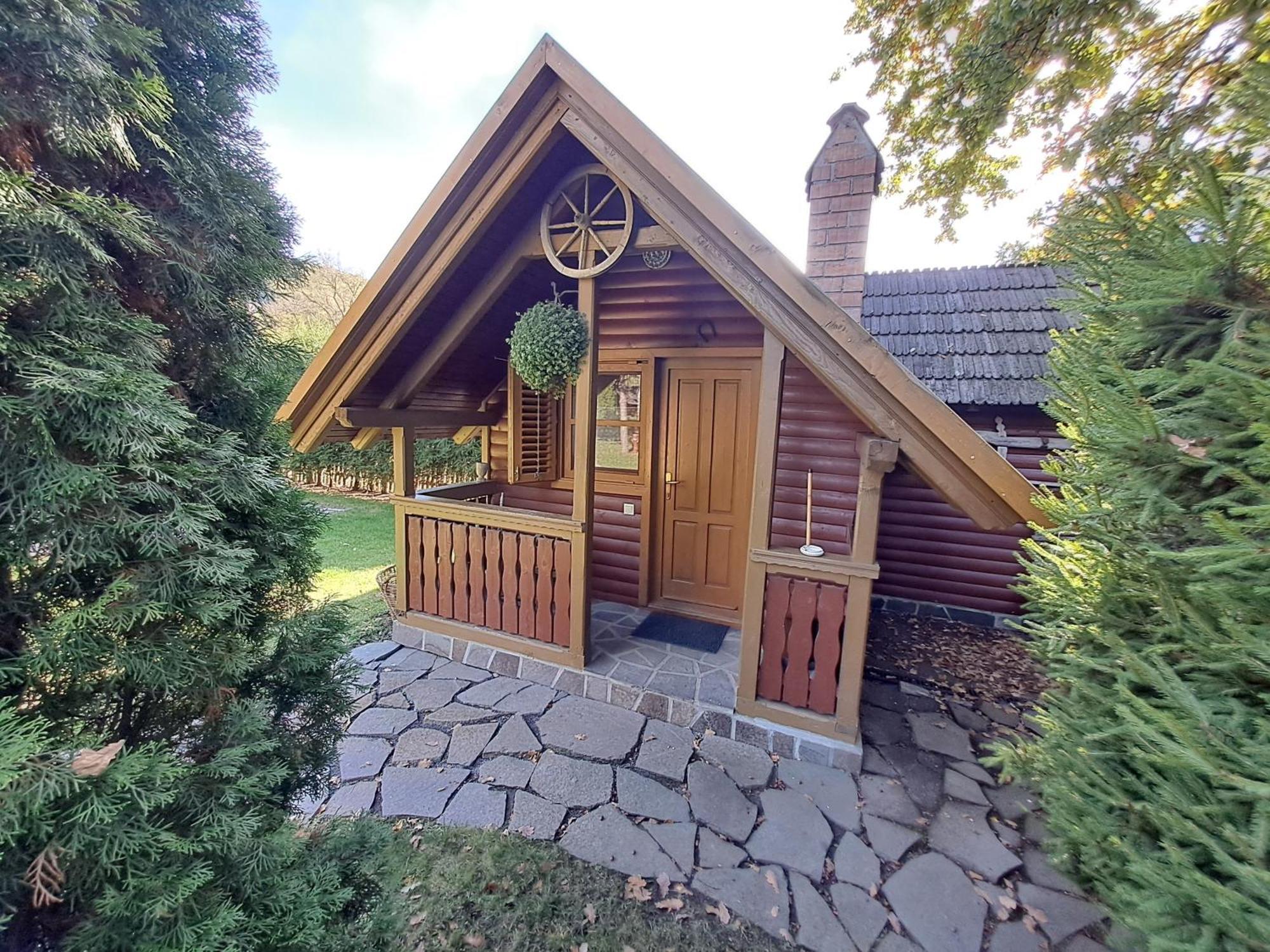 Nagy Lak Ii. Villa Sub Cetate Eksteriør billede