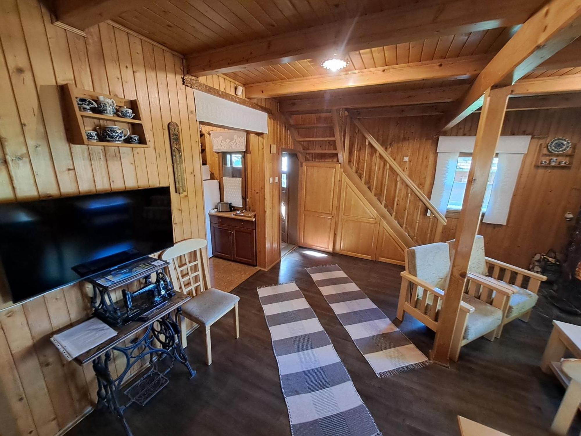 Nagy Lak Ii. Villa Sub Cetate Eksteriør billede